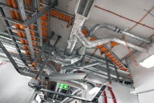 三菱電梯.無機房電梯仃電后什么打開松閘